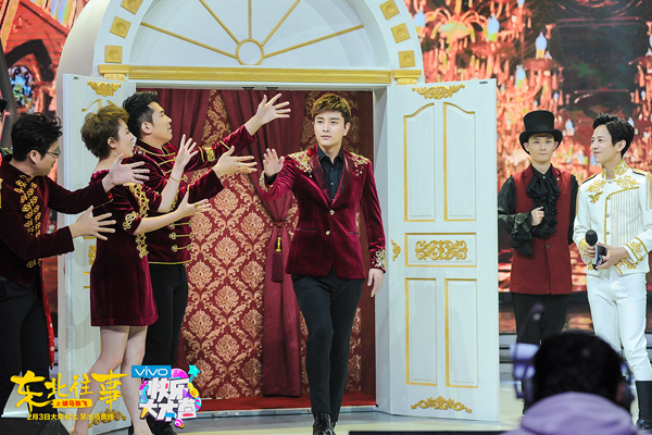 电影《东北往事之破马张飞》剧组亮相《王牌对