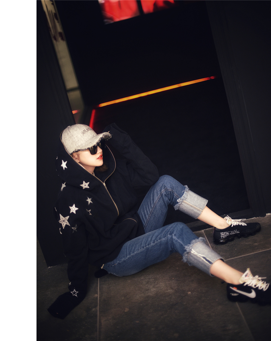 景甜超酷look曝光 摩登小姐姐帅气上线开撩