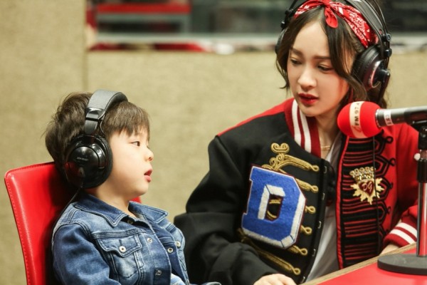 嗯哼图片首秀逼疯霍思燕化身图片大全萌的简单大全图片图片大全电台包表情表情可爱人物图片