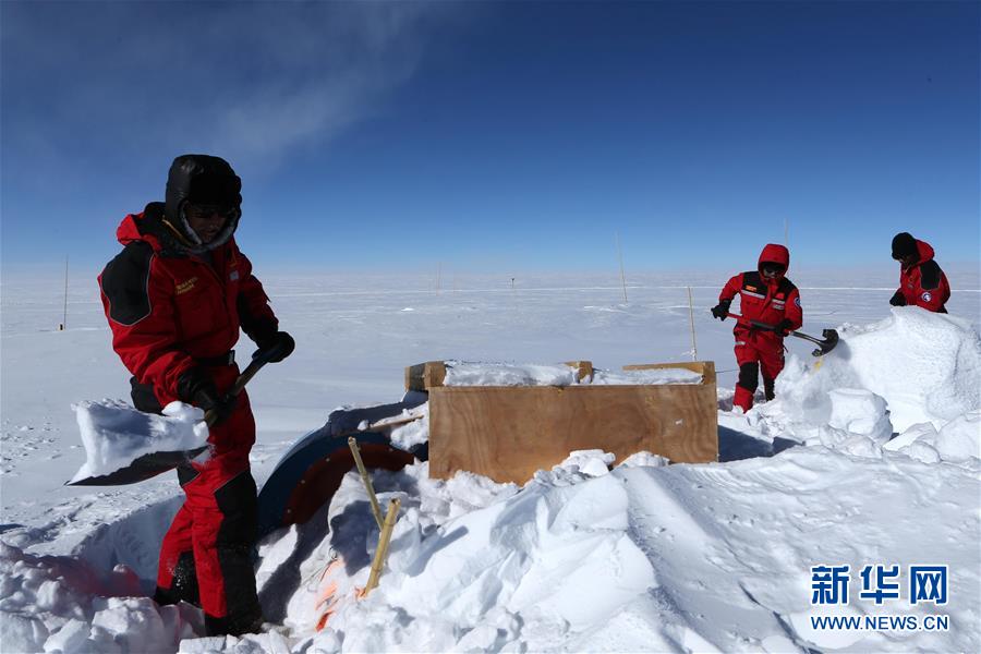 （“雪龙”探南极·图文互动）（3）中国南极昆仑站现场科考工作全面展开