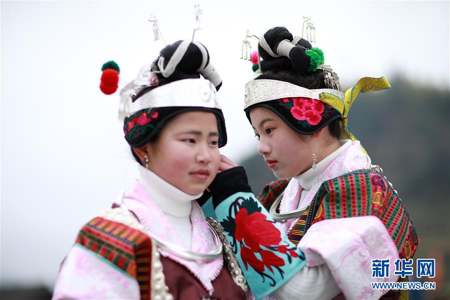 #（社会）（7）贵州丹寨：盛装舞步闹新春