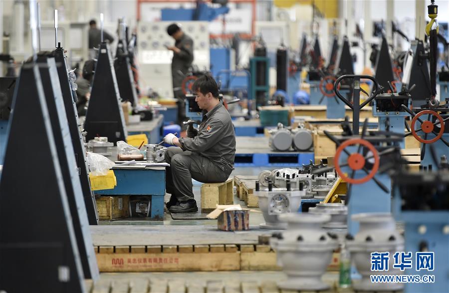 (新华全媒头条·两会特别报道·图文互动)(4)让奔涌的活水汇成高质量发展的大海——从全国两会看奋进中国的发展活力