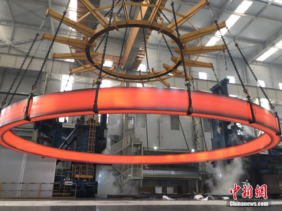 中国研制成功世界最大无焊缝锻件 应用于第四代核电机组