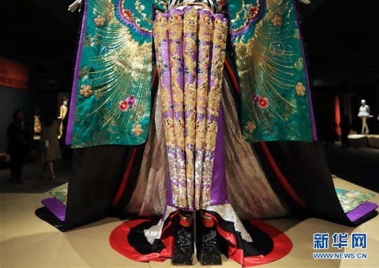 （国际·图文互动）（1）专访：中国文化是我的艺术创作之源——访中国著名时装设计师郭培