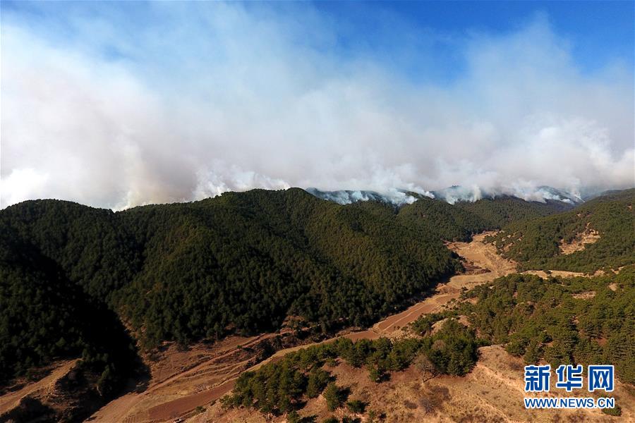 （新华网）（3）山西沁源“3·29”森林火灾蔓延势头初步得到遏制