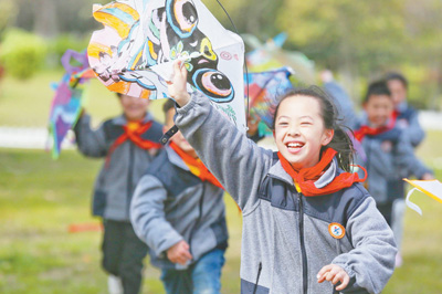 在游中学，于行中悟