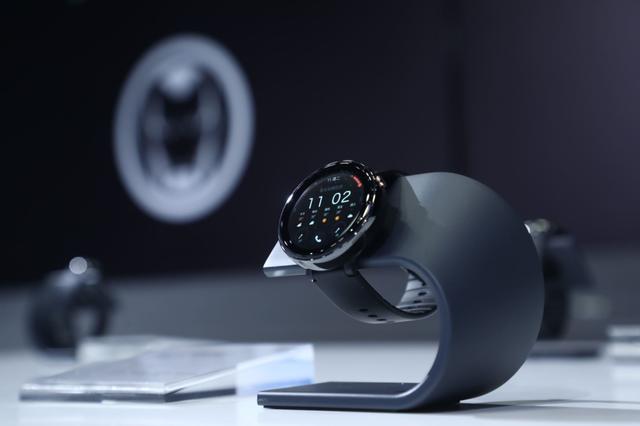 华米科技AMAZFIT米动健康手表，699元的贴身健康管家