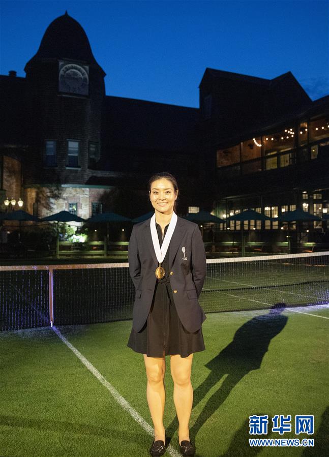 （体育）（4）网球——李娜正式进入国际网球名人堂