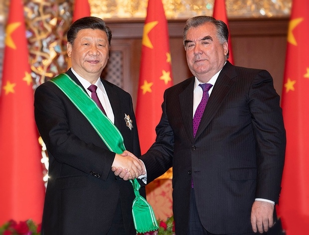 独家视频 | 5次出访，8个国家，带你了解上半年习近平的世界足迹