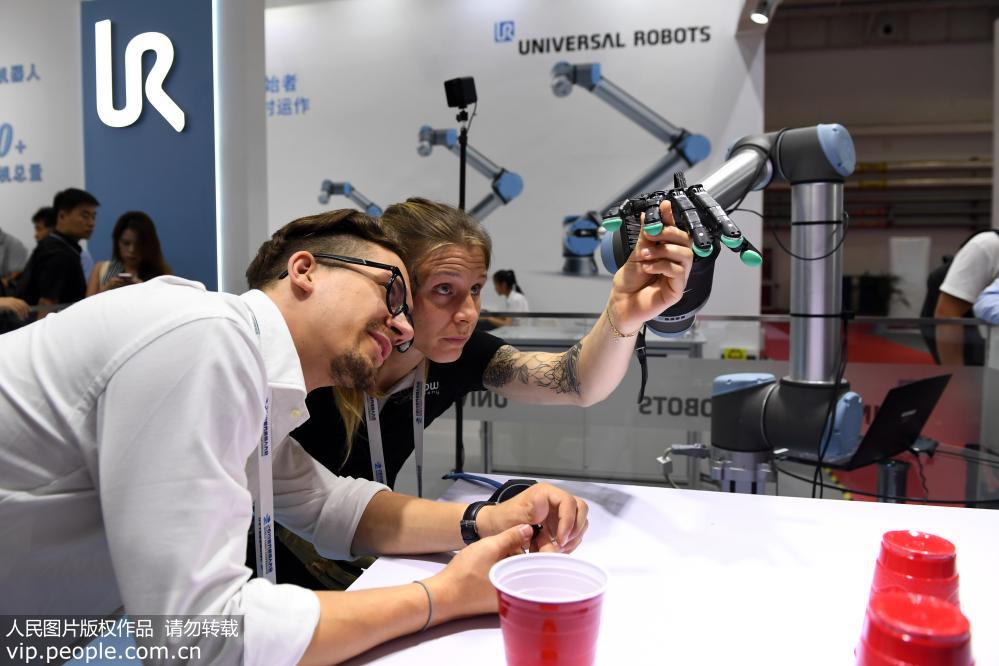 2019世界机器人大会在京开幕 700多款新锐机器人亮相【4】