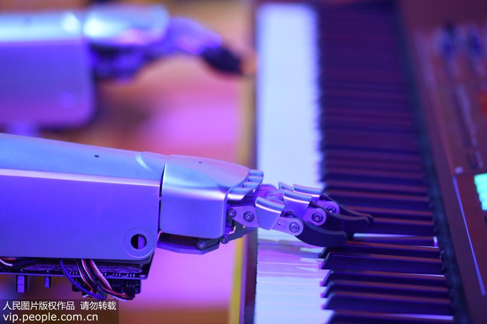 2019世界机器人大会在京开幕 700多款新锐机器人亮相【6】