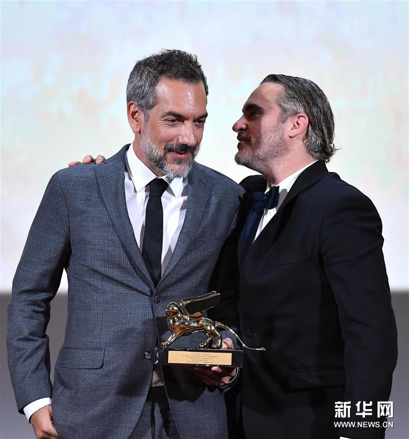（外代一线）（4）《小丑》获第76届威尼斯国际电影节金狮奖