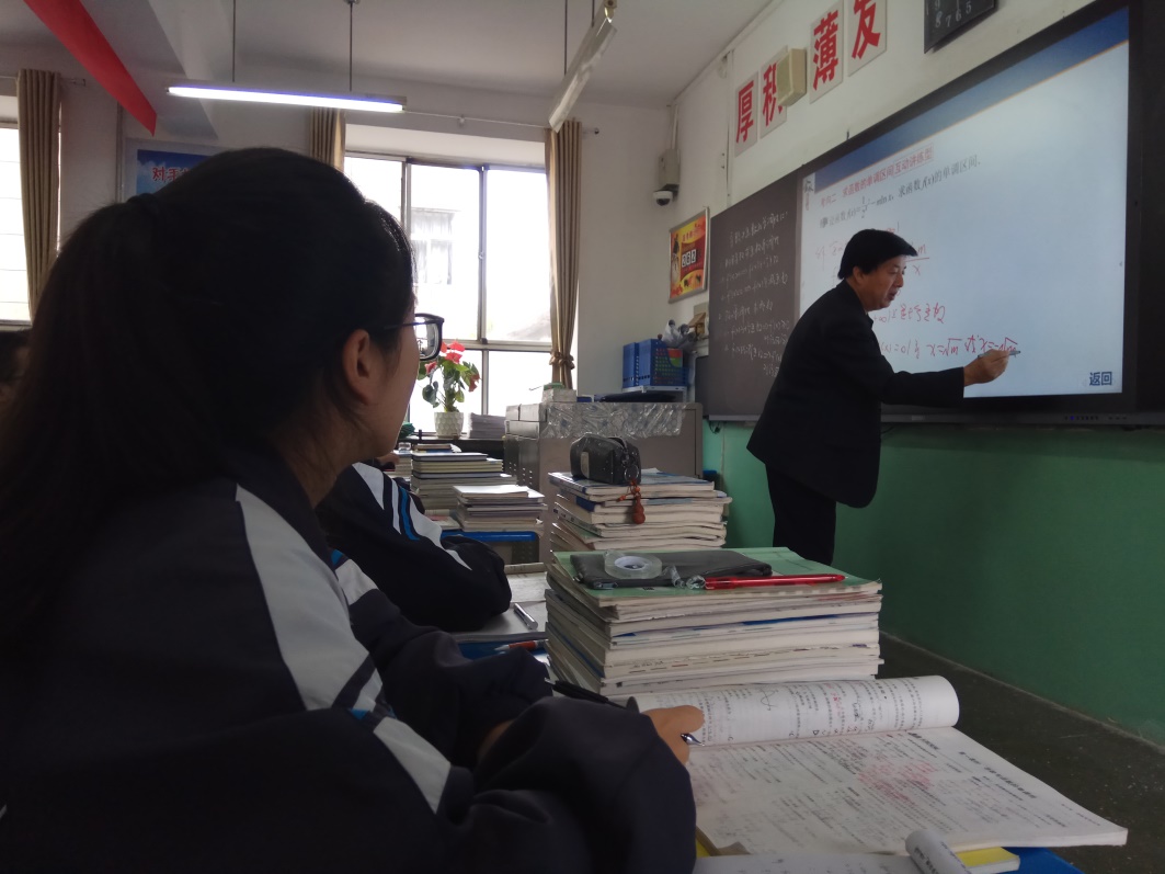 初心不改育桃李推己及人塑栋梁记全国模范教师平凉市二中教师张立中