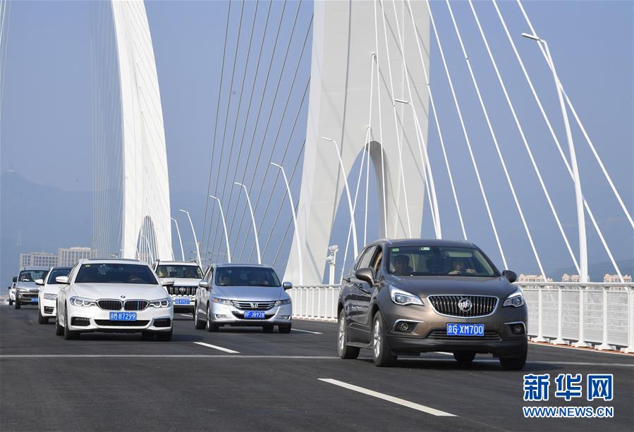 （社会）（3）北京：新首钢大桥开通