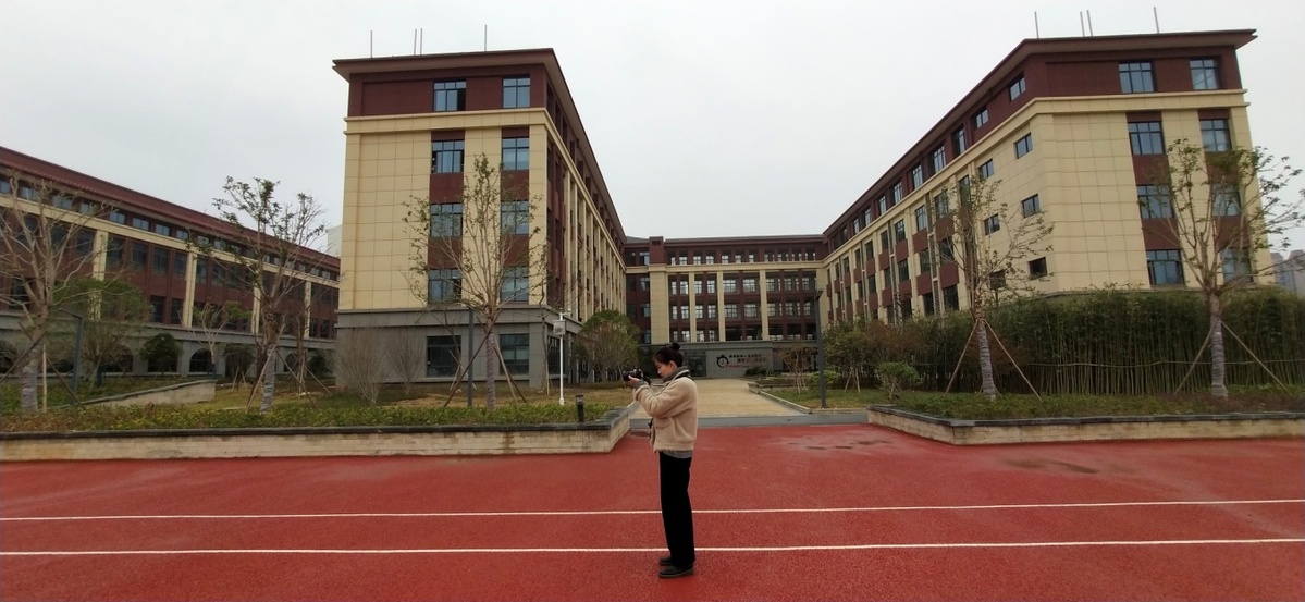 湾里区引进公办优质教育品牌学校解决孩子上好学校难的问题