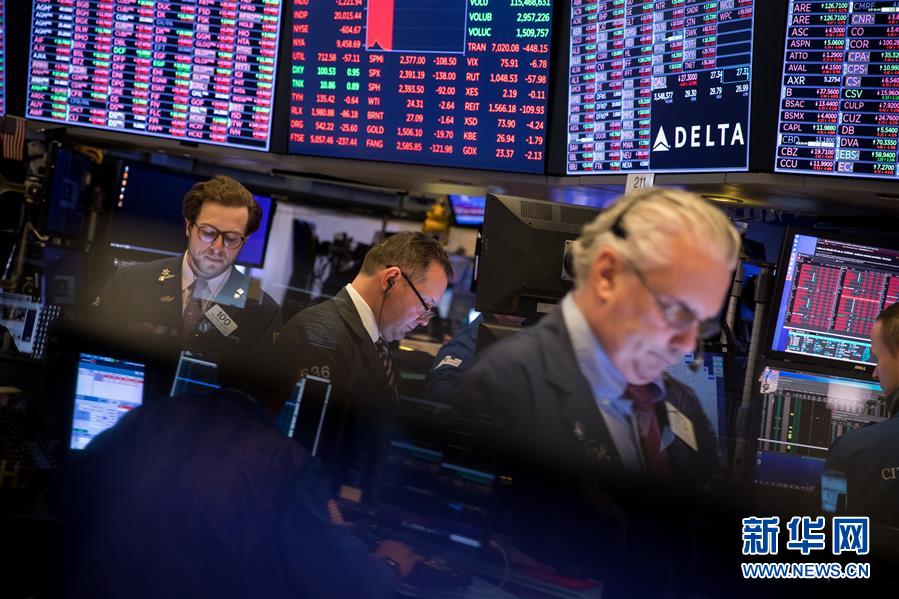 （国际）（2）纽约股市18日午间暴跌再度触发熔断机制
