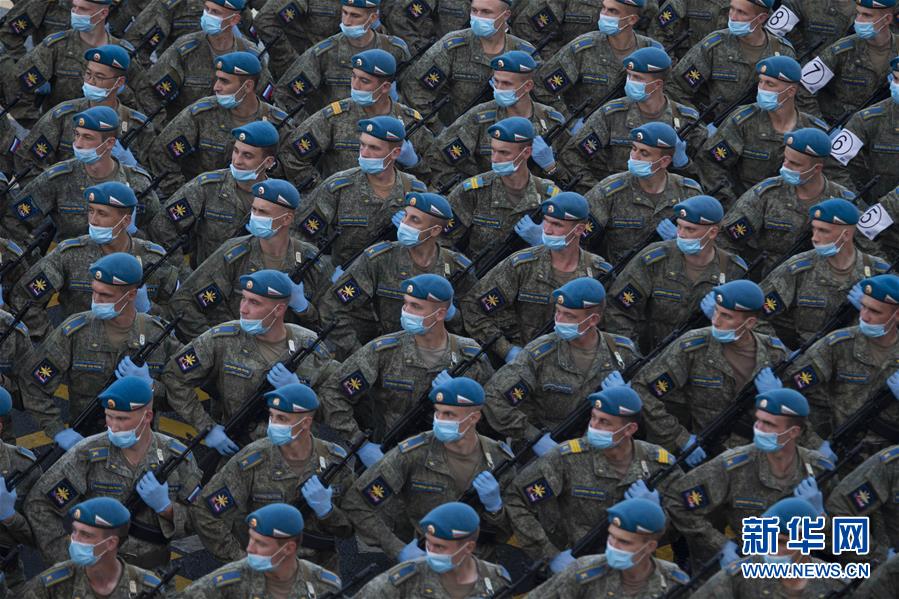 （国际）（4）俄罗斯举行纪念卫国战争胜利75周年阅兵式彩排
