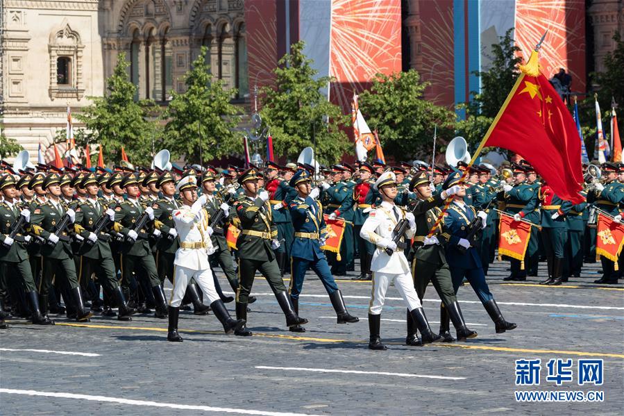 （国际）（2）中国人民解放军仪仗方队参加俄罗斯胜利日阅兵