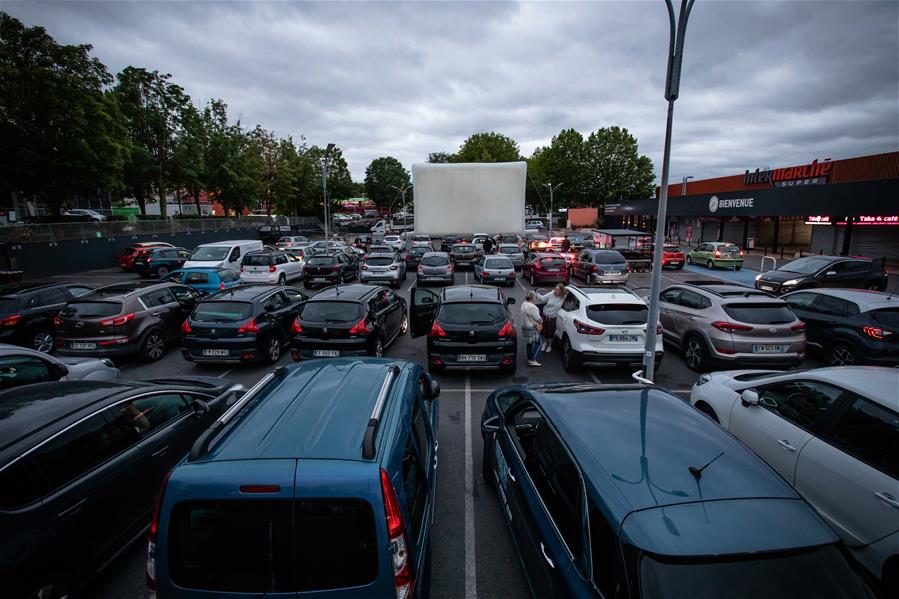 （国际）（6）法国：周末的汽车电影院