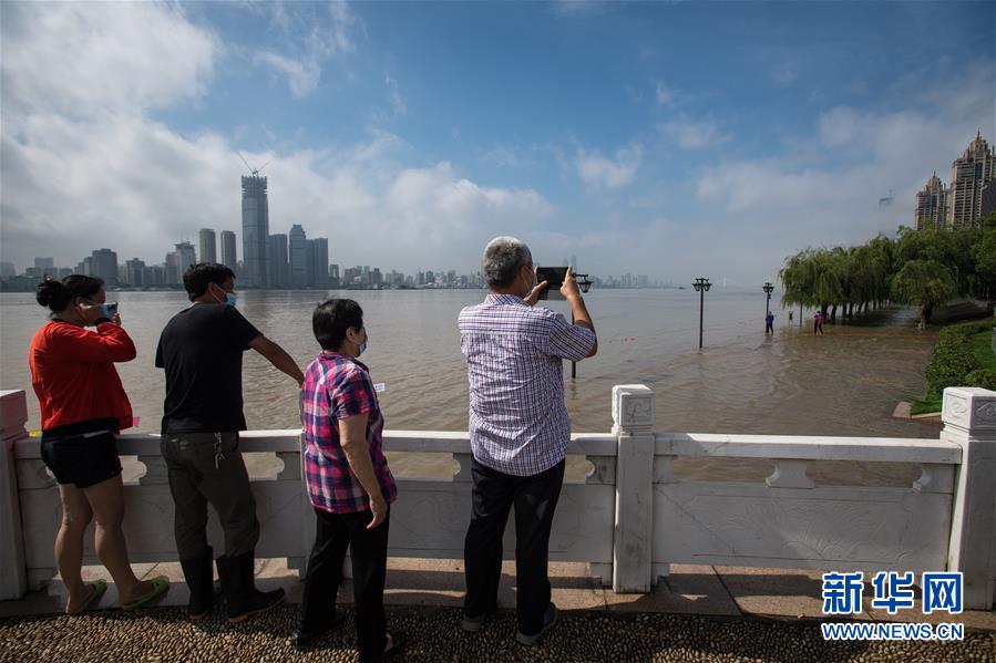 （防汛抗洪）（3）长江中下游干流控制站陆续突破警戒水位