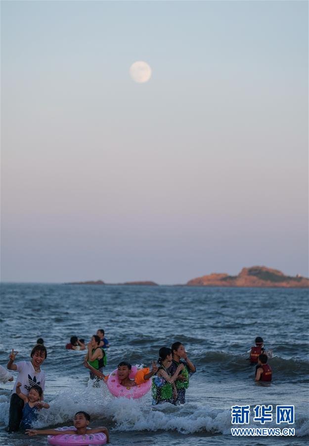 （社会）（5）夏日“沙滩夜经济”打造舟山旅游特色品牌