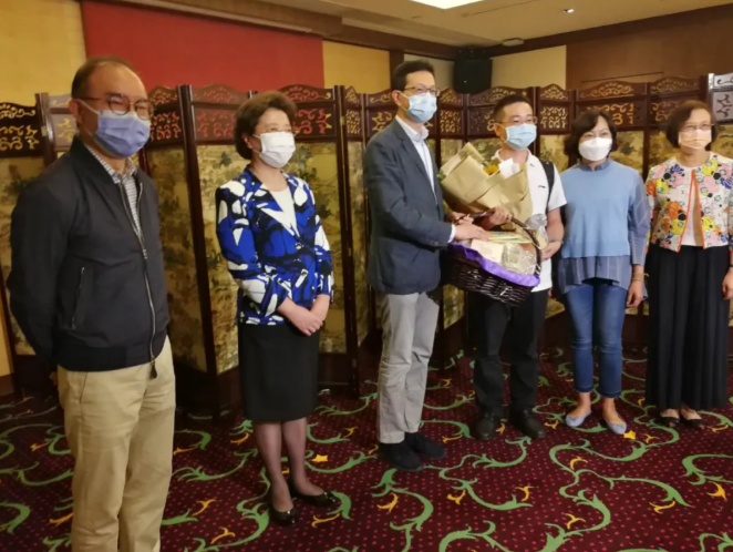 大湾区之声热评:内地医护援港抗疫不容抹黑!