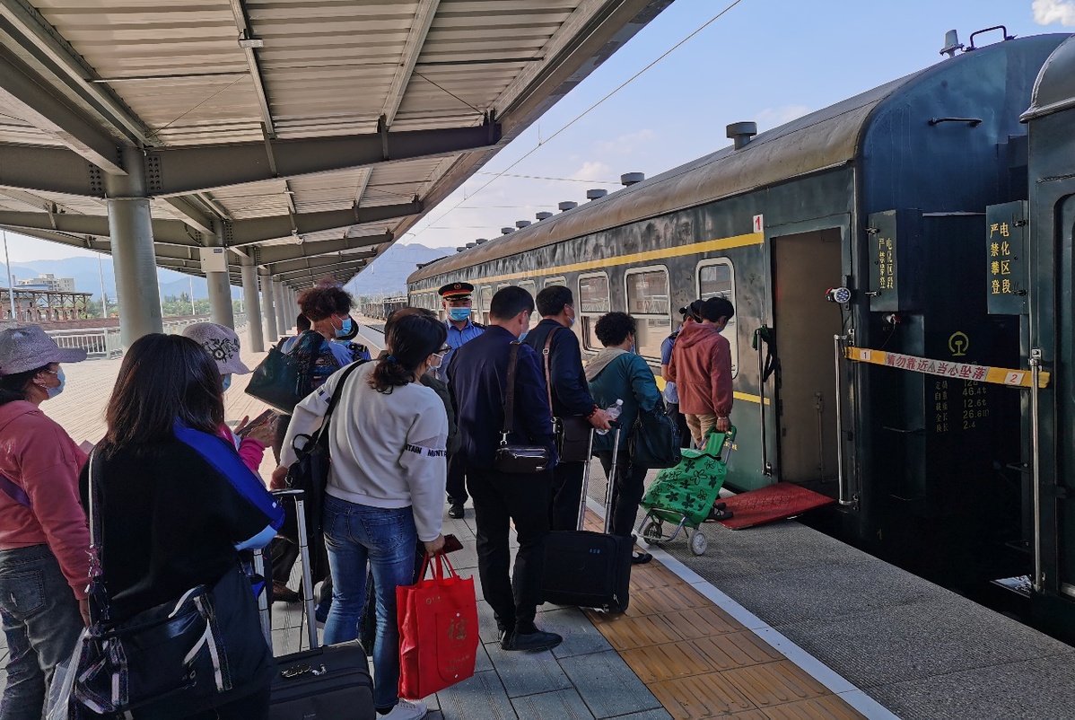 绿皮火车、老站台、铁轨……这个铁路公园免费打卡！就“藏”在罗湖_深圳新闻网