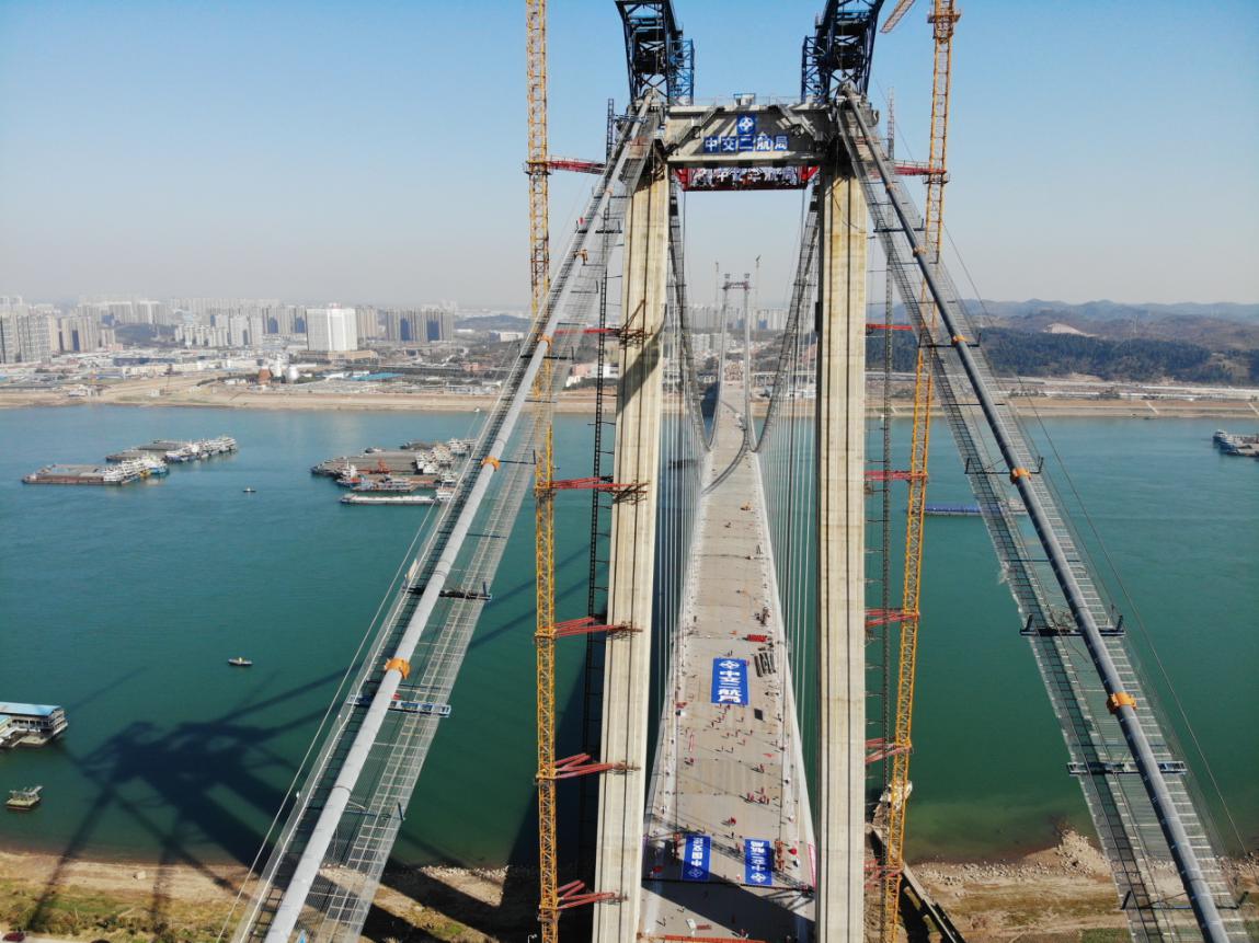 武穴长江公路大桥成功合龙 预计年底全面建成凤凰网湖北_凤凰网