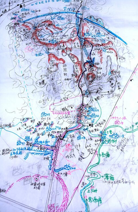 容杰亲手绘制的“桂南战役”地形图。