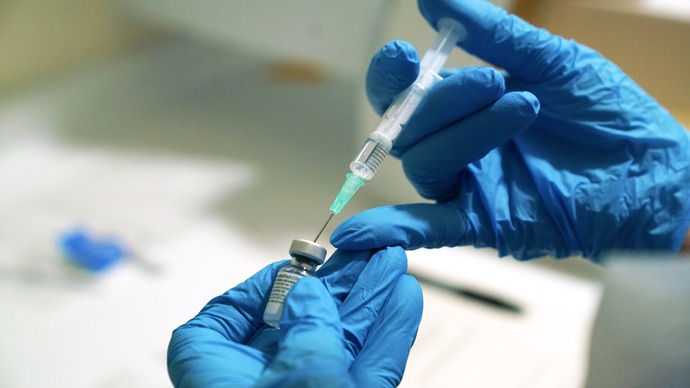 疫苗疑遭盐水调包 德国逾8000人需重新接种