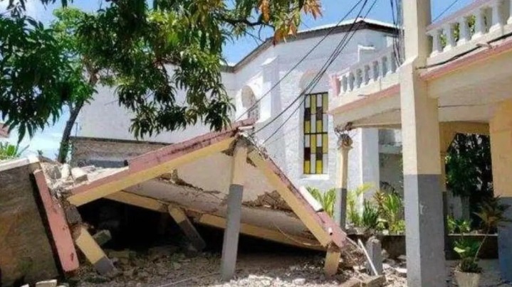 海地地震造成的死亡人数已升至1297人