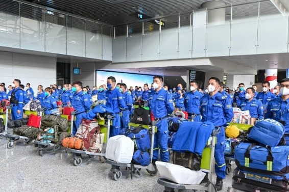 百余名蓝天救援队赴土耳其队员返回广州