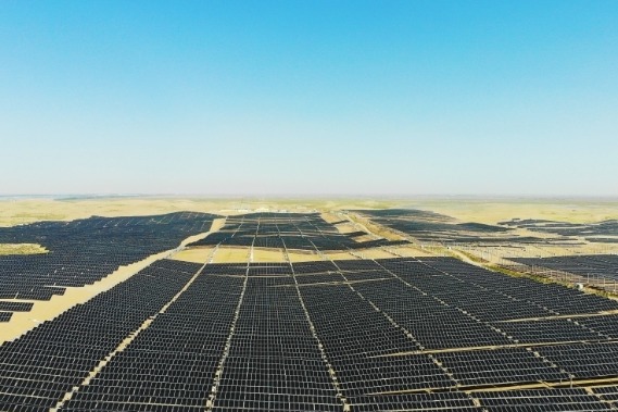 中国首个“风光火储一体化”大型综合能源基地外送项目开建