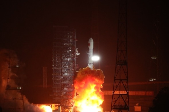 中国成功发射陆地探测四号01星