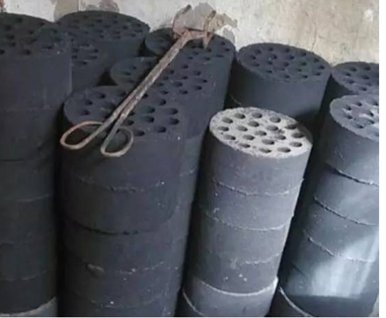 蜂窝煤为什么要做成蜂窝状 5c1c5789a31097234bb1f885.jpeg