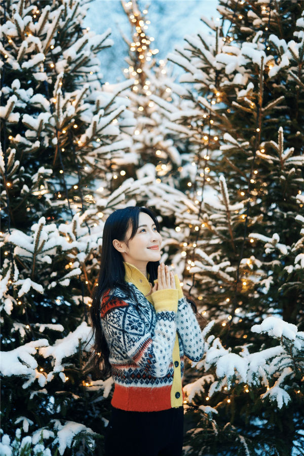 孙晶晶芬兰旅拍曝光“慢”写真：好演员大器“慢”成