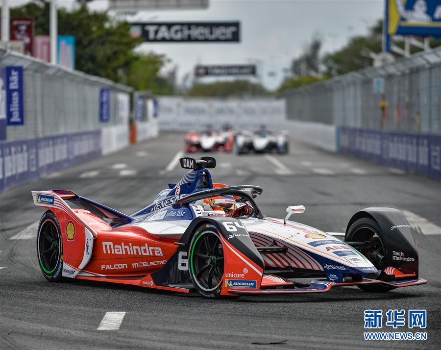 （体育）（6）赛车——国际汽联电动方程式锦标赛三亚站举行
