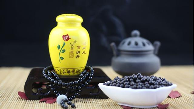 仁心匠心本草心，他一心只为成就女性终身美丽