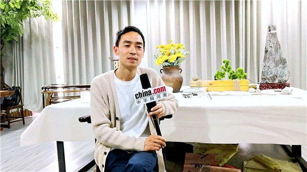 【郑领袖】陈鹏程：路长制“街道美容师” 只为发现美、追求美