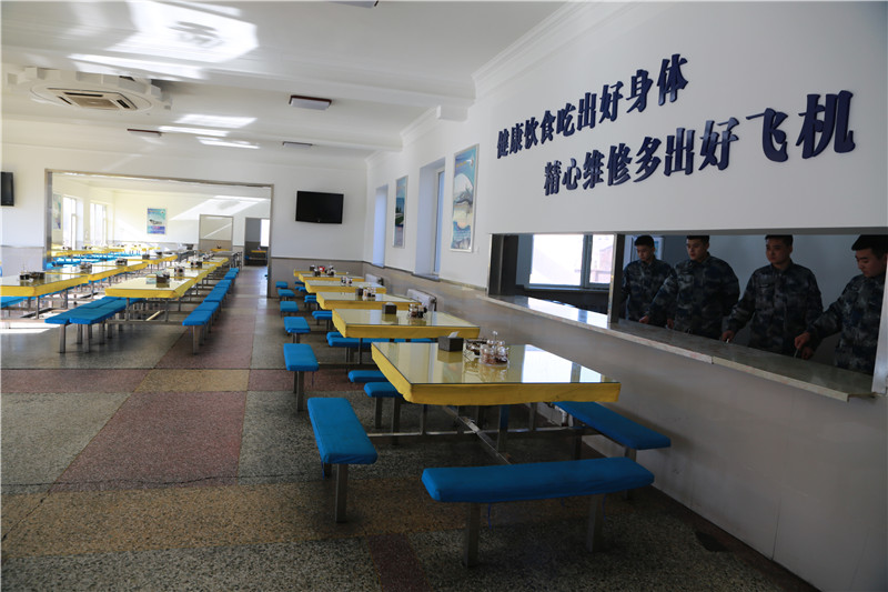 部队食堂文化氛围图片