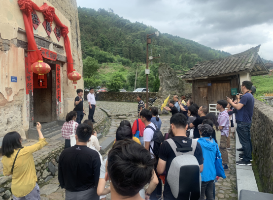 央视网新闻634.png