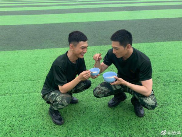蒋龙杨洋现场对打笑声不断，全职高手超燃运动热血举行