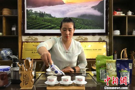 湖北恩施“茶变”记：从“茶山”到“金山”