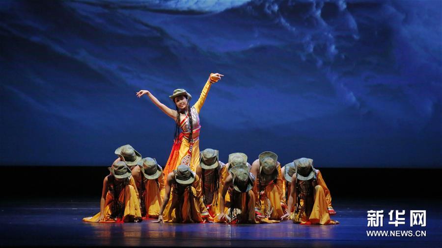 （国际）（2）“锦绣中华”舞蹈晚会在休斯敦上演