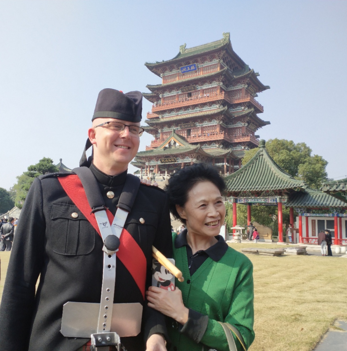 响亮英雄城为主题主要内容包括开幕式暨巡游表演专场音乐会军乐