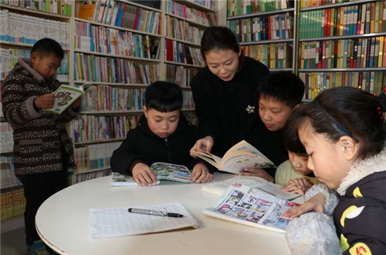 【网聚正能量 追梦太康人】“爱心妈妈”李丹：举办公益读书会，10年为贫困学生捐款上百万