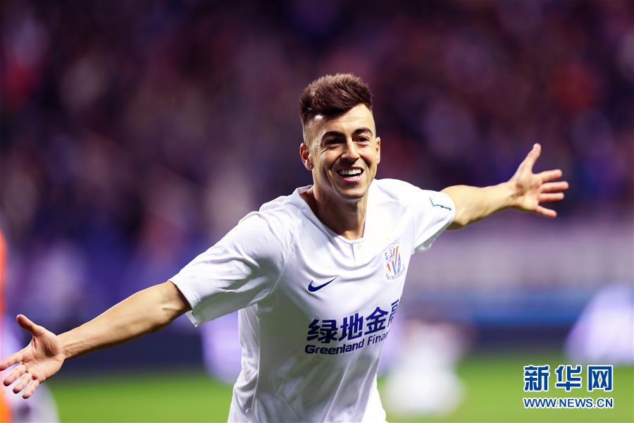 （体育）（15）足球——足协杯：上海绿地申花夺冠