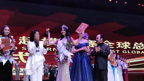 2019丝绸之路世界超模大赛全球总决赛上海佳丽陈雪娇夺冠。  