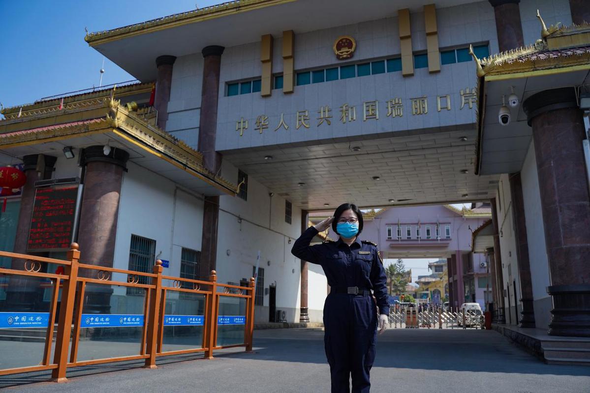 国门站"疫" | 海关关员熊丽娜:我坚守在祖国的西南角