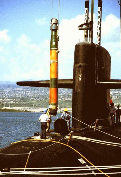 资料图：美海军洛杉矶级核动力攻击潜艇加装MK48重型鱼雷